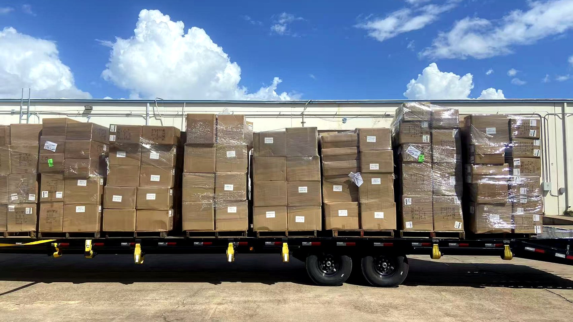 Palletized inventory loaded for U.S. freight distribution